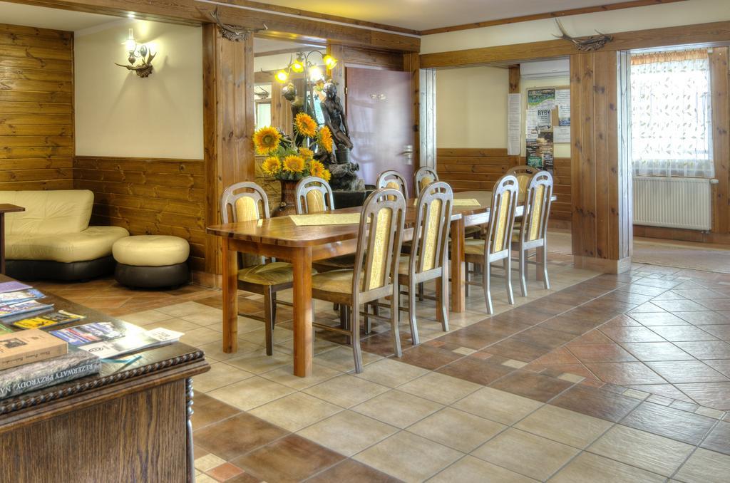 Augustowia Hotel Luaran gambar