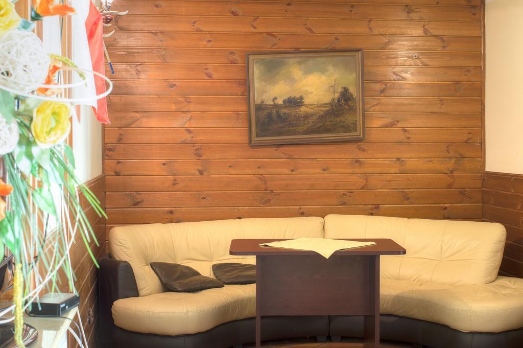 Augustowia Hotel Luaran gambar