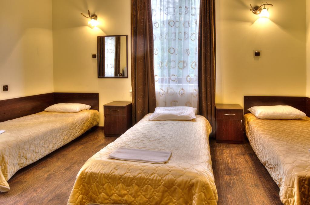 Augustowia Hotel Luaran gambar