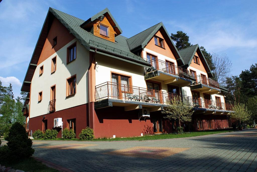 Augustowia Hotel Luaran gambar